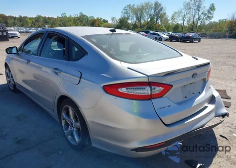 2015 Ford Fusion Se z USA, uszkodzony, nr VIN 3FA6P0H72FR117245
